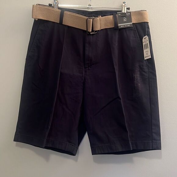 Nautica Men's True Navy Flat Front Shorts In Navy (Belt Included) Size 32 NWT - Picture 1 of 8